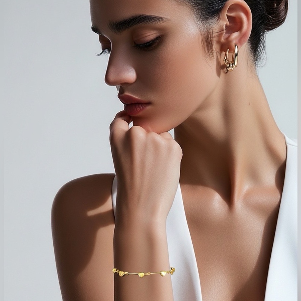 Gold Heart Bracelet